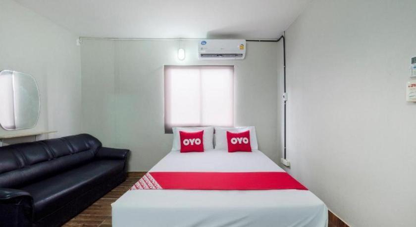 Oyo 1066 安可海边酒店 芭達亞 外观 照片